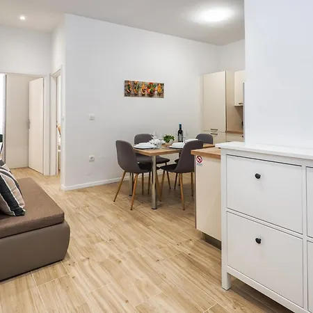 Διαμέρισμα Unbeatable Location 2br 3air Cons Σπλιτ